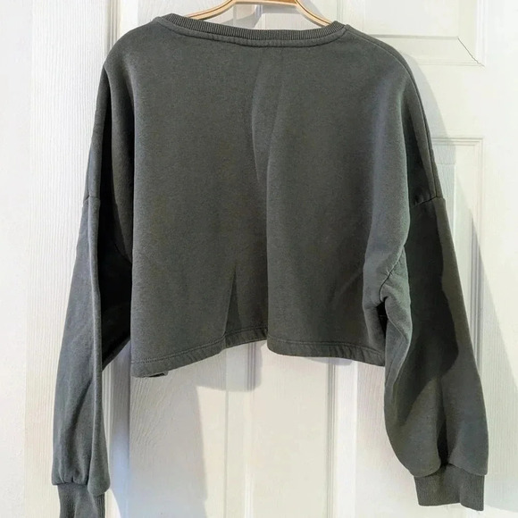 Walt Disney Oversized Boxy Crop‎ Sweatshirt Green Sz.M Cute Soft - Picture 2 of 6